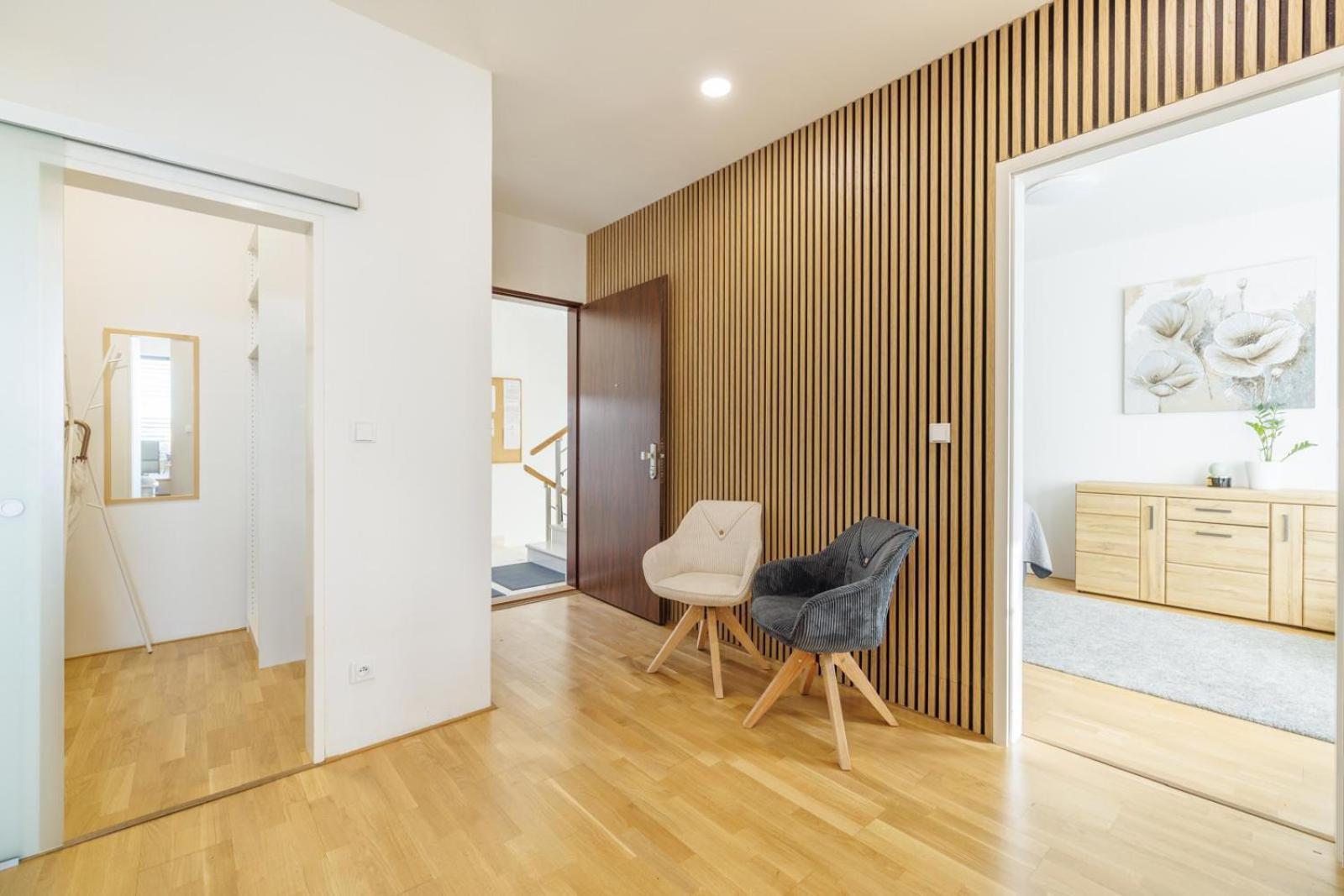 Airport Luxury Apartment & Spa Prague Luaran gambar