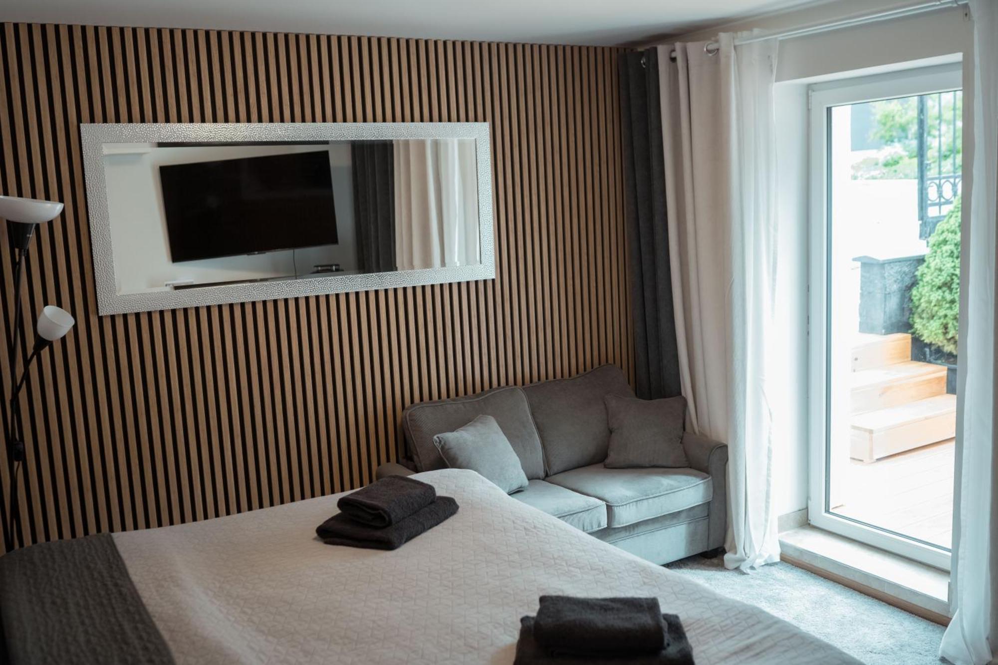 Airport Luxury Apartment & Spa Prague Bilik gambar