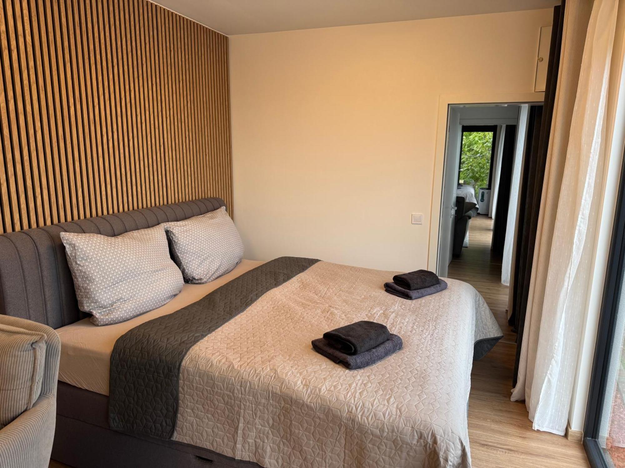 Airport Luxury Apartment & Spa Prague Bilik gambar